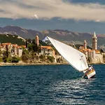 In Near Sandy * Supetarska Draga