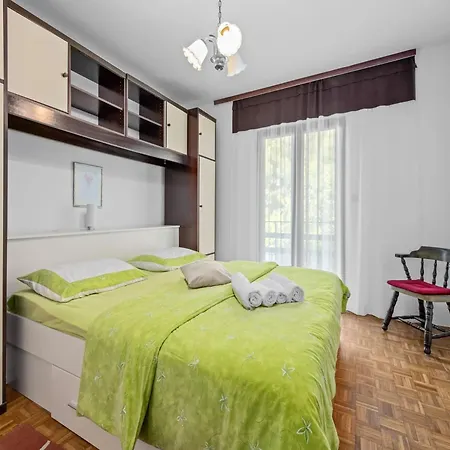 In Near Sandy * Supetarska Draga