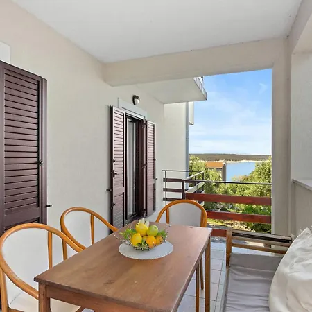 In Near Sandy * Supetarska Draga