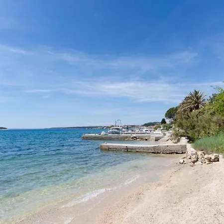 In Near Sandy Lejlighed *